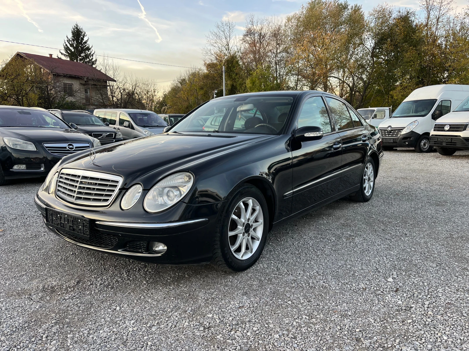 Mercedes-Benz E 220 CDI, снимка 1