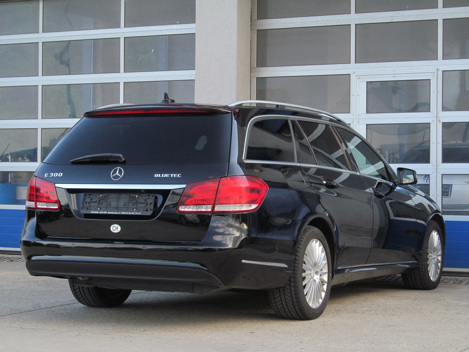 Mercedes-Benz E 300 DIESEL/ШВЕЙЦАРИЯ - изображение 3