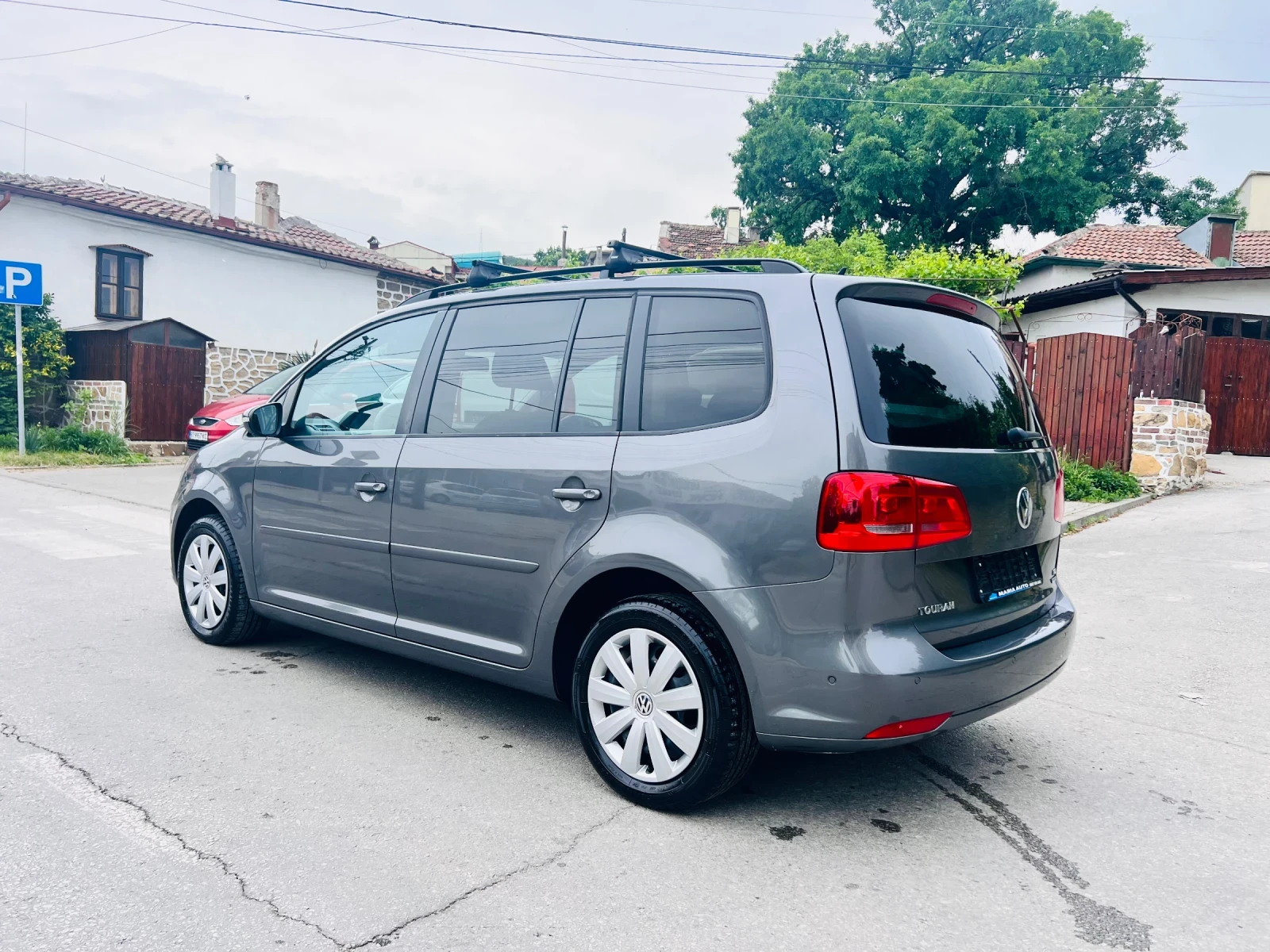 VW Touran 1.6 TDI 105 Highline - изображение 3