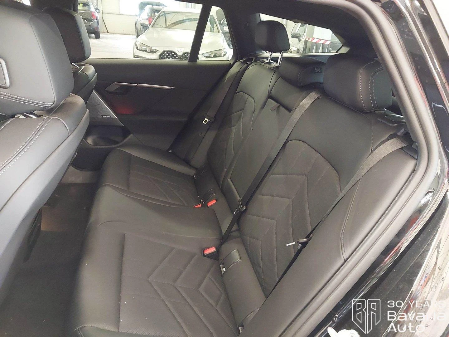 BMW 520 d xDrive Touring M Sport Paket - изображение 8