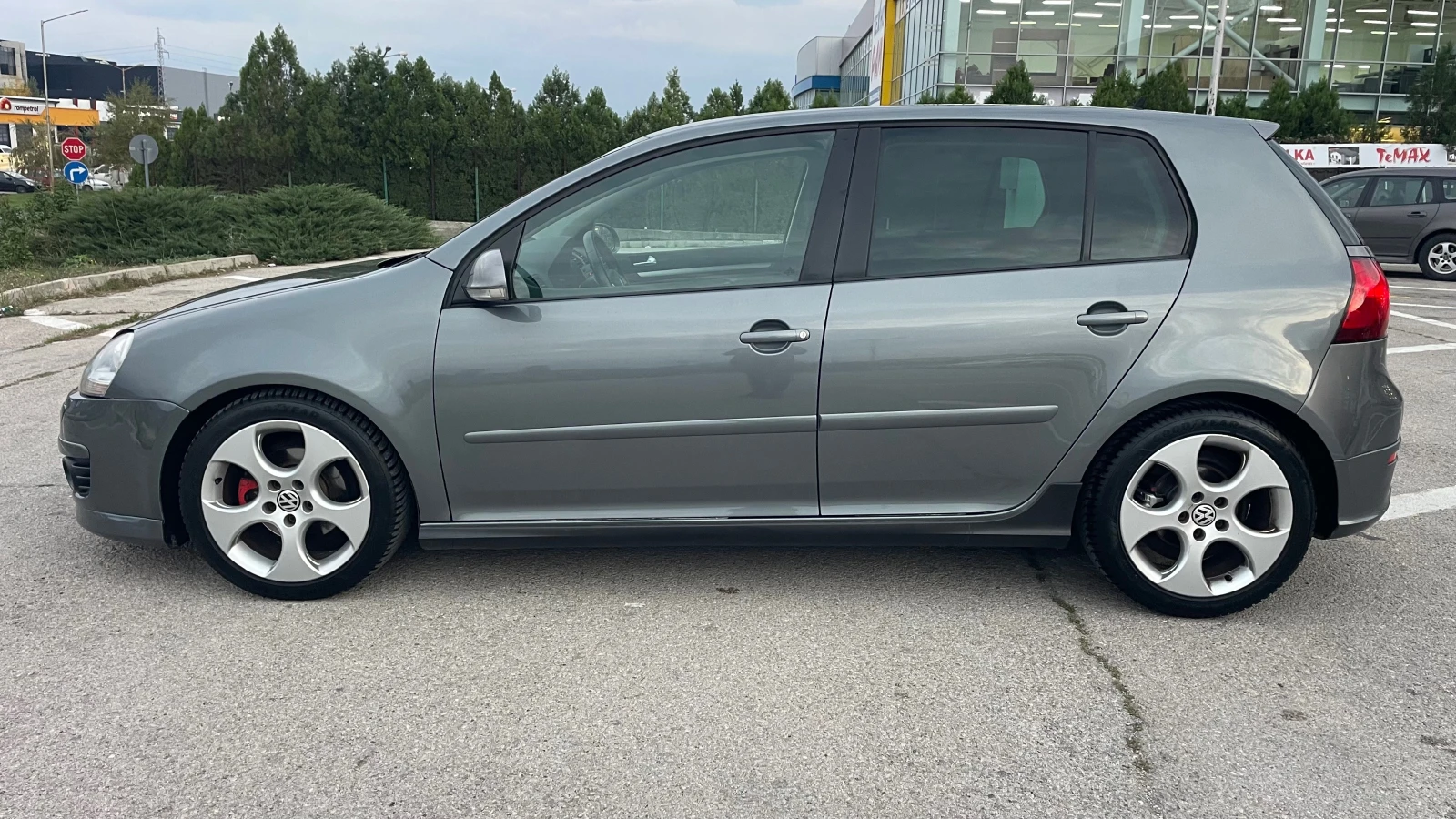 VW Golf 1.9tdi NAVI  | Mobile.bg — изображение 8