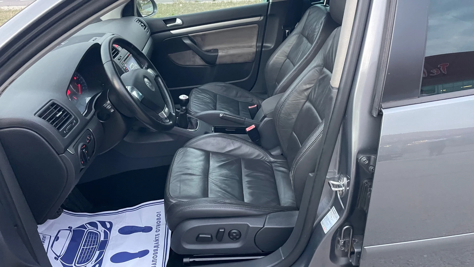 VW Golf 1.9tdi NAVI  | Mobile.bg — изображение 9