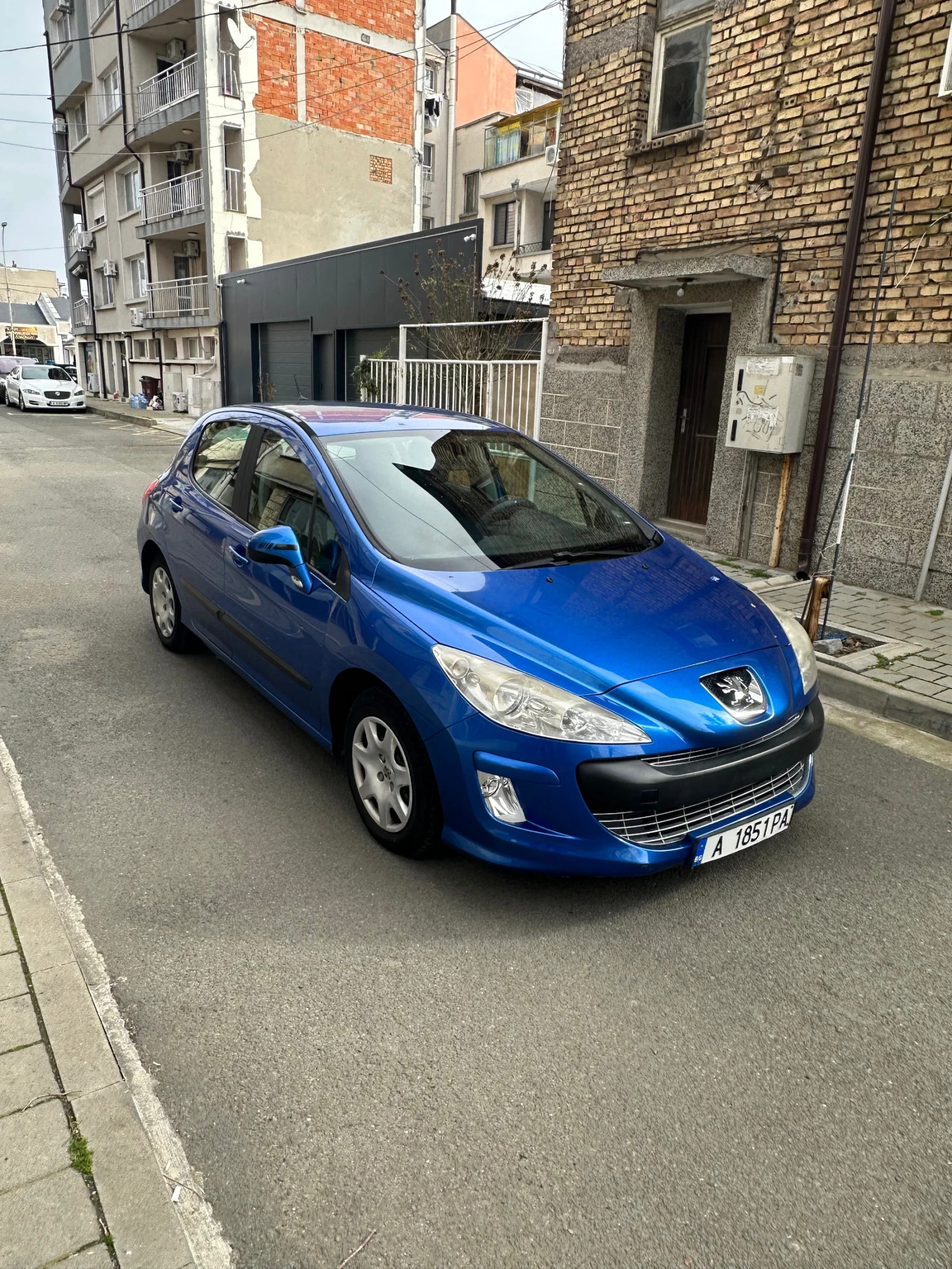 Peugeot 308 1.4, снимка 12 - Автомобили и джипове - 53594202