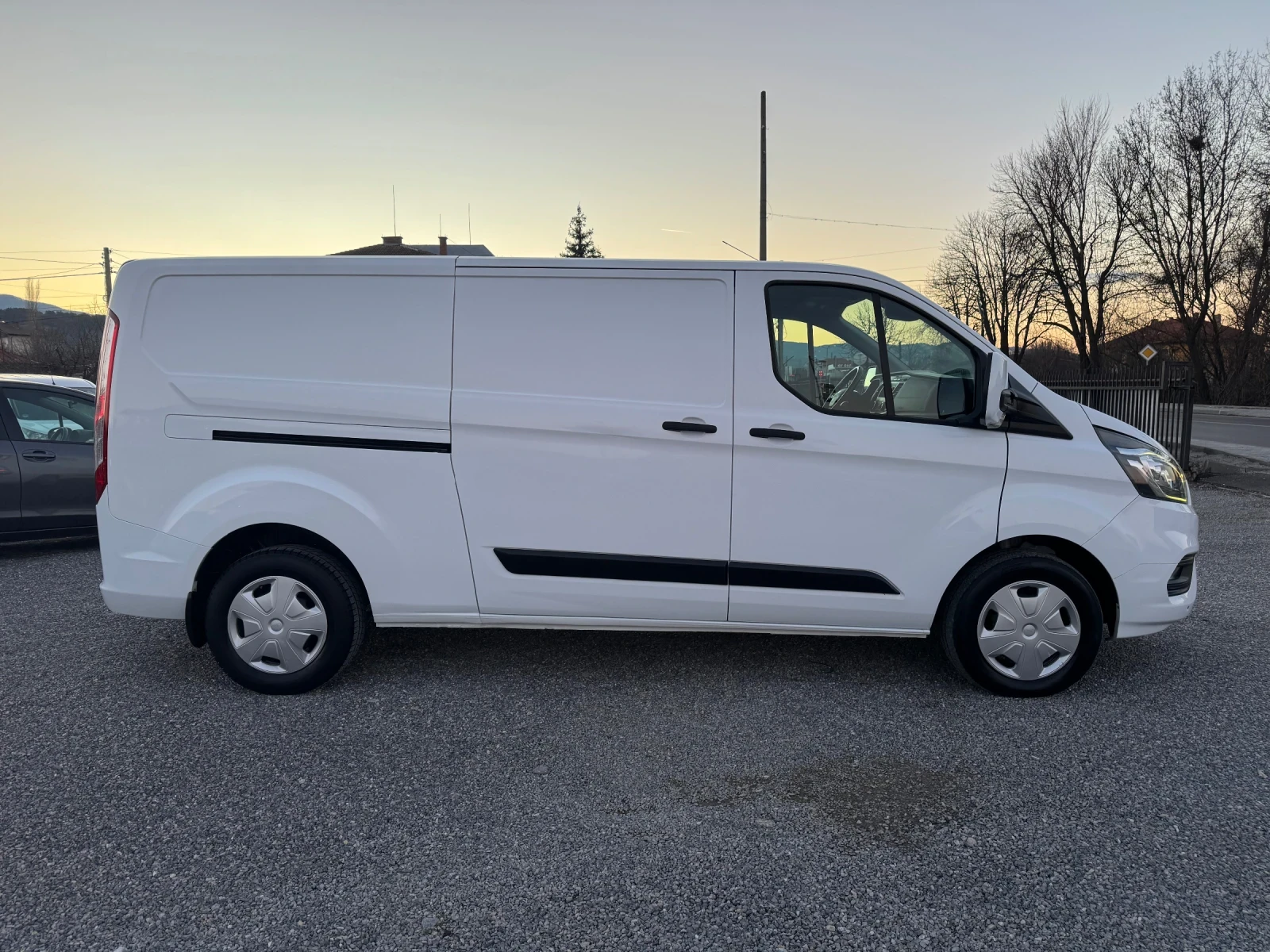 Ford Transit Custom L2 H1 2.0d MAXI 3 seats 118kkm EURO 6 - изображение 8