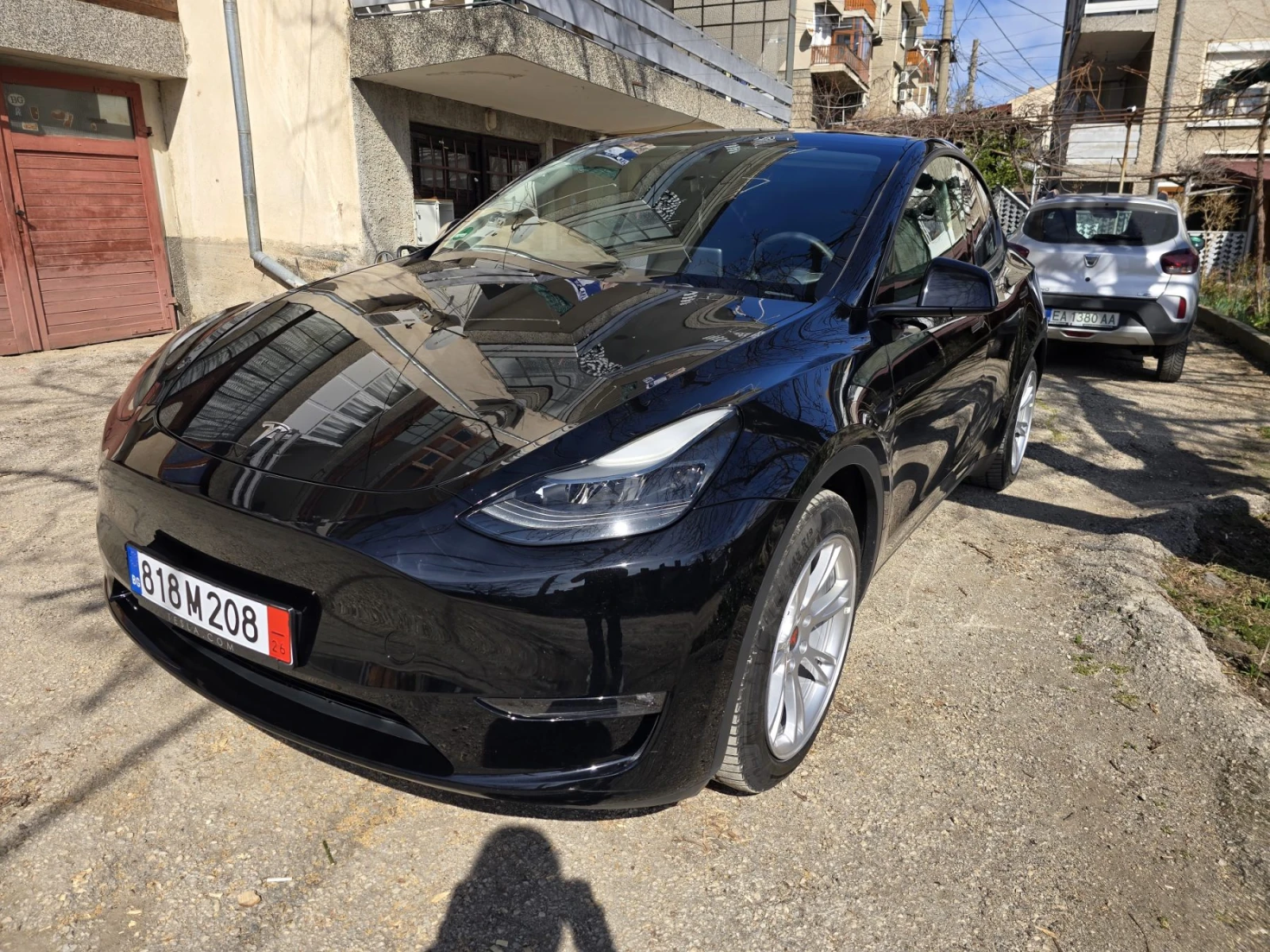 Tesla Model Y long range AWD 4x4 реална цена и гаранция | Auto.bg — изображение 1