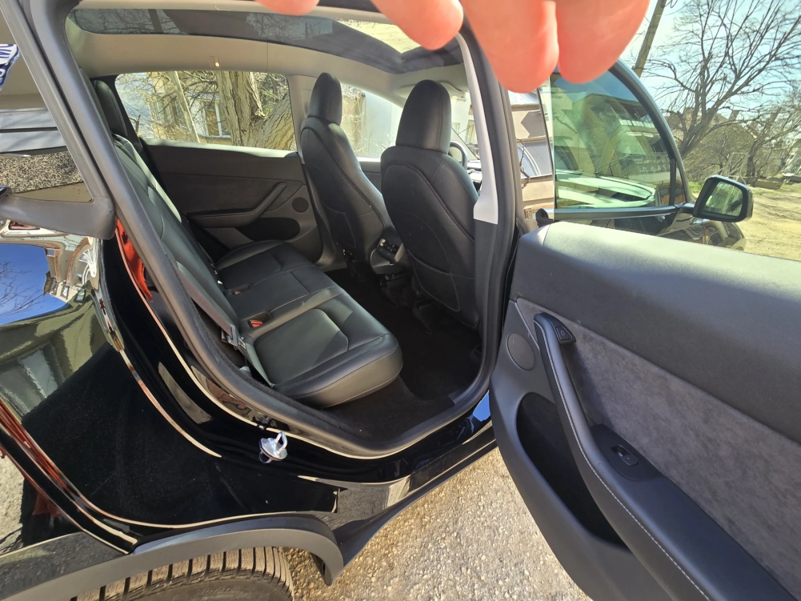 Tesla Model Y long range AWD 4x4 реална цена и гаранция, снимка 15 - Автомобили и джипове - 53819631