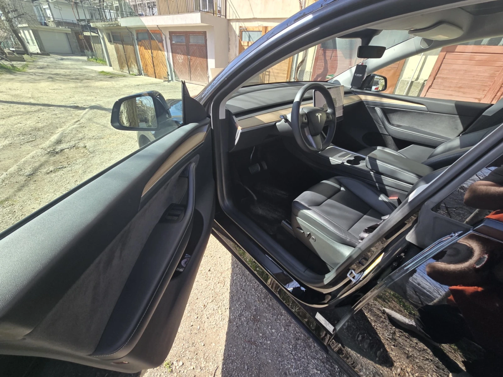 Tesla Model Y long range AWD 4x4 реална цена и гаранция, снимка 12 - Автомобили и джипове - 53819631