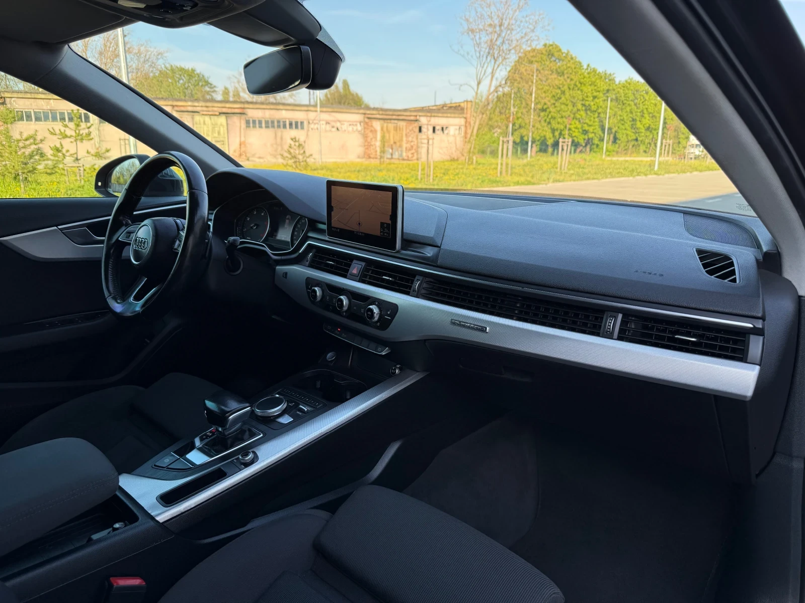 Audi A4 2.0TDI QUATTRO , снимка 5 - Автомобили и джипове - 54314194