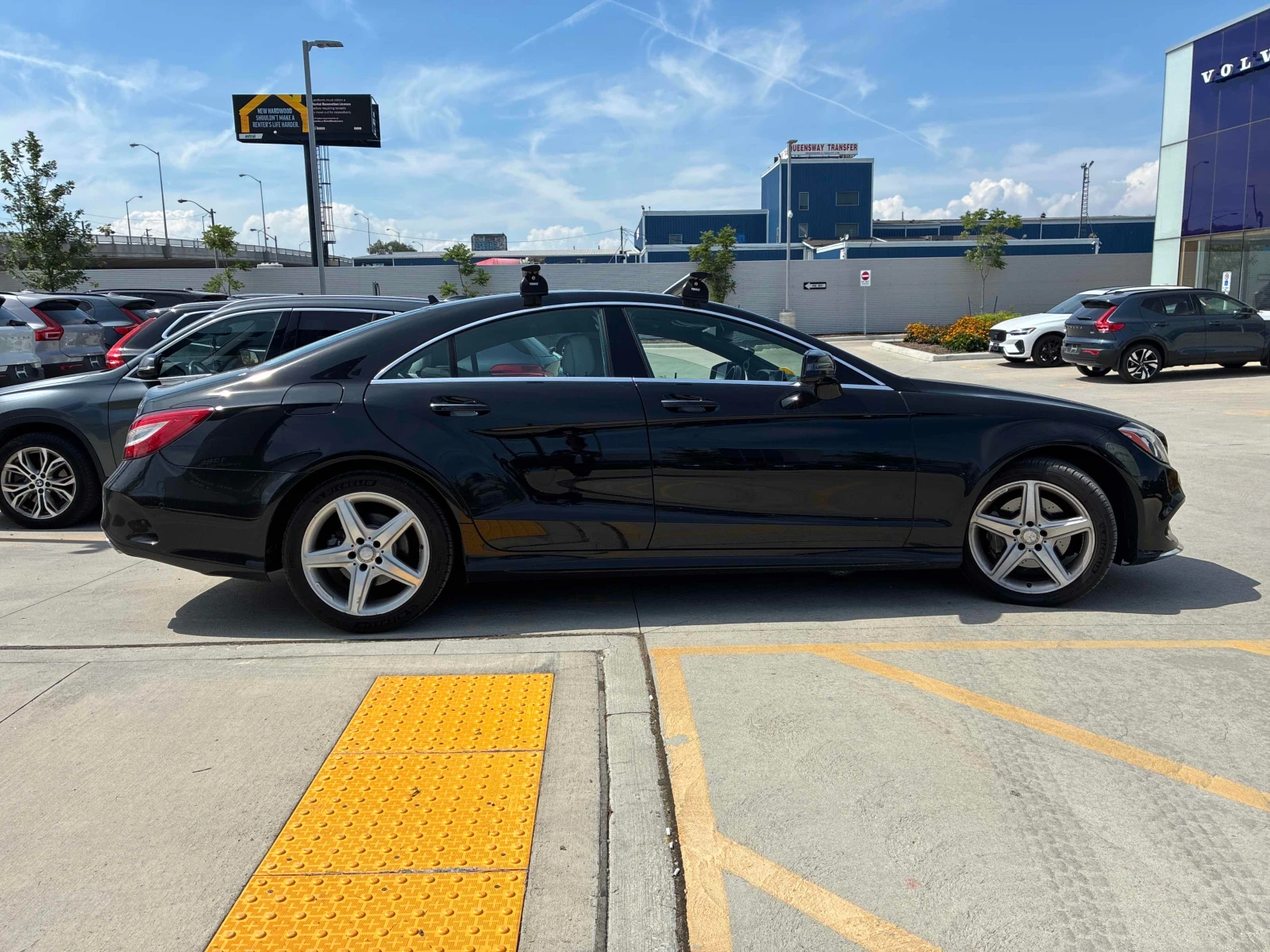 Mercedes-Benz CLS 400 / 360 / DIS / Harman Kardon / КЛИП НА МОТОРА, снимка 14 - Автомобили и джипове - 55897353
