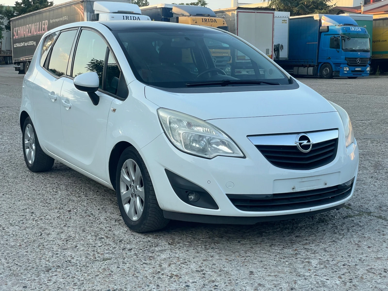 Opel Meriva 1.7 CDTI 101кс. , снимка 9 - Автомобили и джипове - 55920352