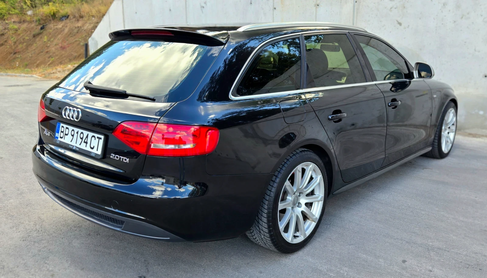 Audi A4 3xS-Line, снимка 4 - Автомобили и джипове - 56258460