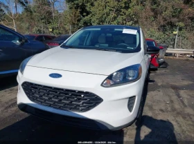 Ford Escape 1.5l Se, снимка 12