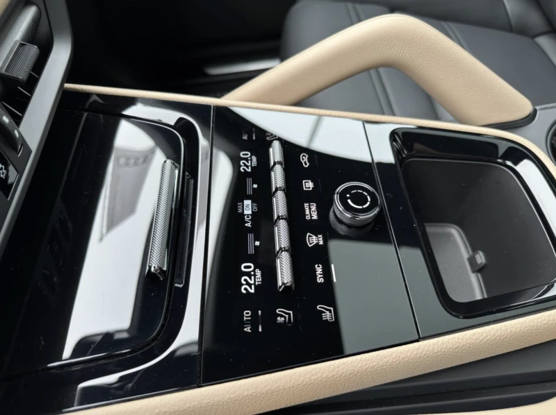 Porsche Cayenne Coupe Sport Chrono/Въздушно/Дистроник/, снимка 10 - Автомобили и джипове - 52054972