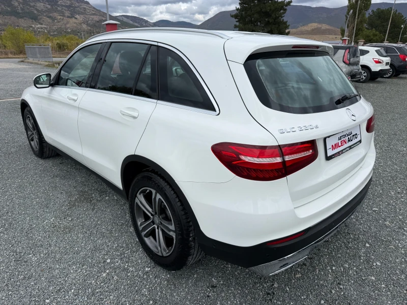 Mercedes-Benz GLC 220 (KATO НОВА)^(4-MATIC), снимка 8 - Автомобили и джипове - 52089993