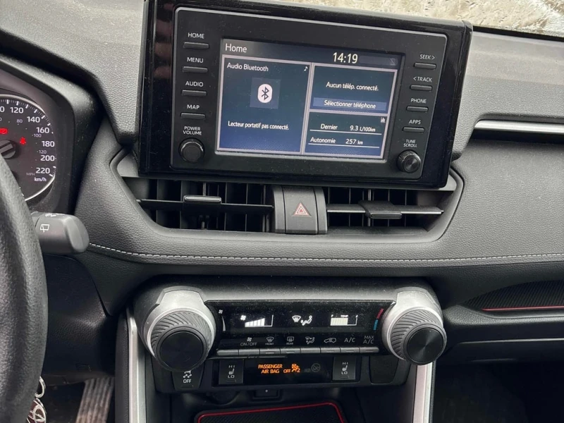 Toyota Rav4 * LE * CARFAX * БЕЗ ПЪРВОНАЧАЛНА ВНОСКА, снимка 9 - Автомобили и джипове - 52932166