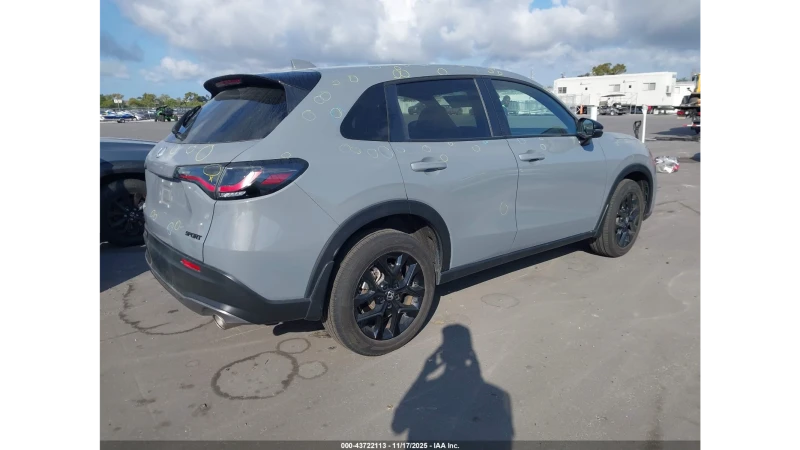 Honda Hr-v AWD Sport, снимка 7 - Автомобили и джипове - 53062749