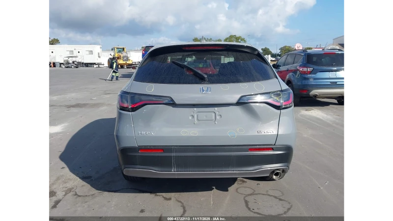 Honda Hr-v AWD Sport, снимка 10 - Автомобили и джипове - 53062749