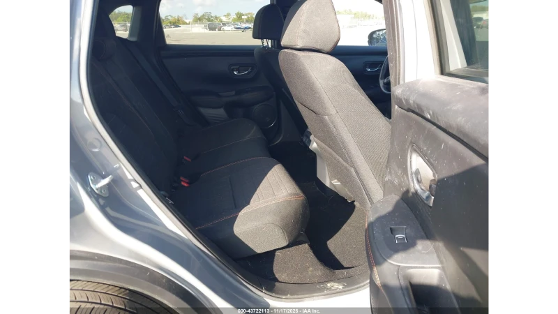 Honda Hr-v AWD Sport, снимка 12 - Автомобили и джипове - 53062749