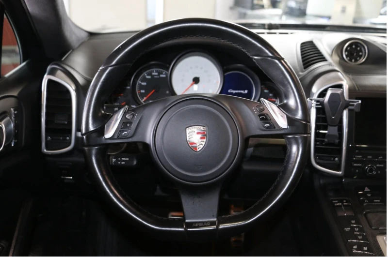 Porsche Cayenne S* HYBRID* BOSE* ПОДГРЕВ* ОБДУХВАНЕ* КАМЕРА* КЕЙЛЕ, снимка 9 - Автомобили и джипове - 53323908