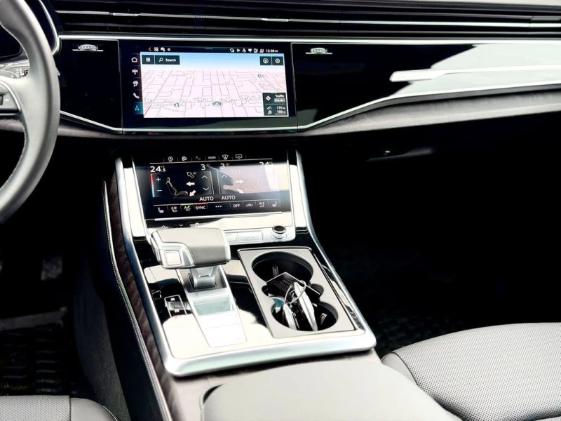 Audi Q8 TECHNIK 55 TFSI| BANG&OLUFSEN| MATRIX| S LINE| ПАН, снимка 13 - Автомобили и джипове - 53455458