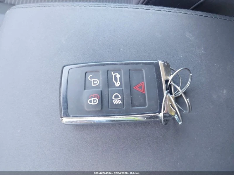 Land Rover Discovery Sport 2l Standard, снимка 11 - Автомобили и джипове - 53597786