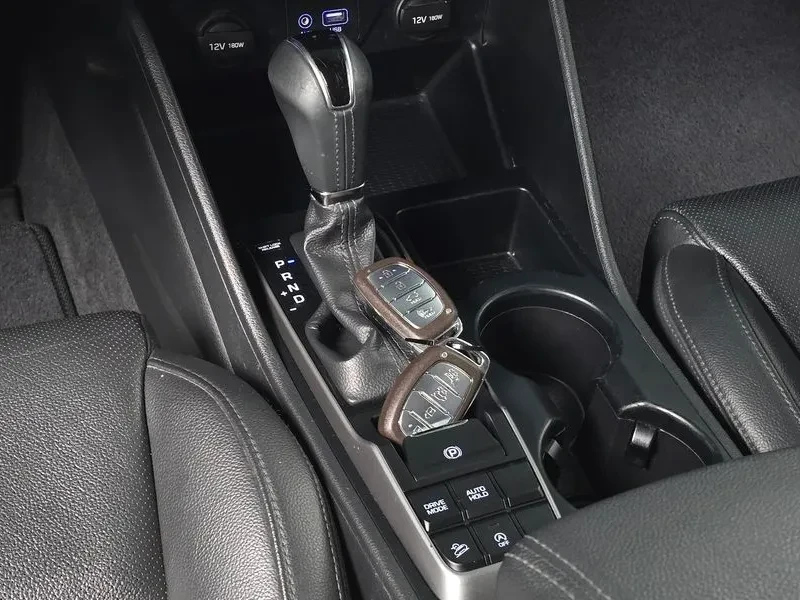 Hyundai Tucson 2.0 - САМО 30% АВАНС, снимка 8 - Автомобили и джипове - 56065934