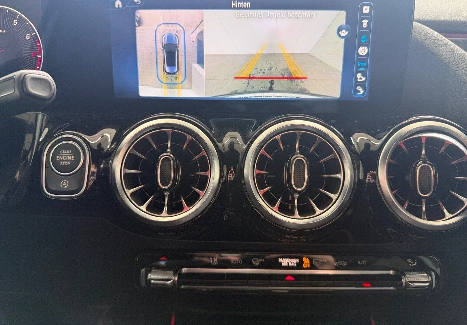 Mercedes-Benz GLA 200 4Matic = AMG Line= Advanced Plus Гаранция - изображение 9