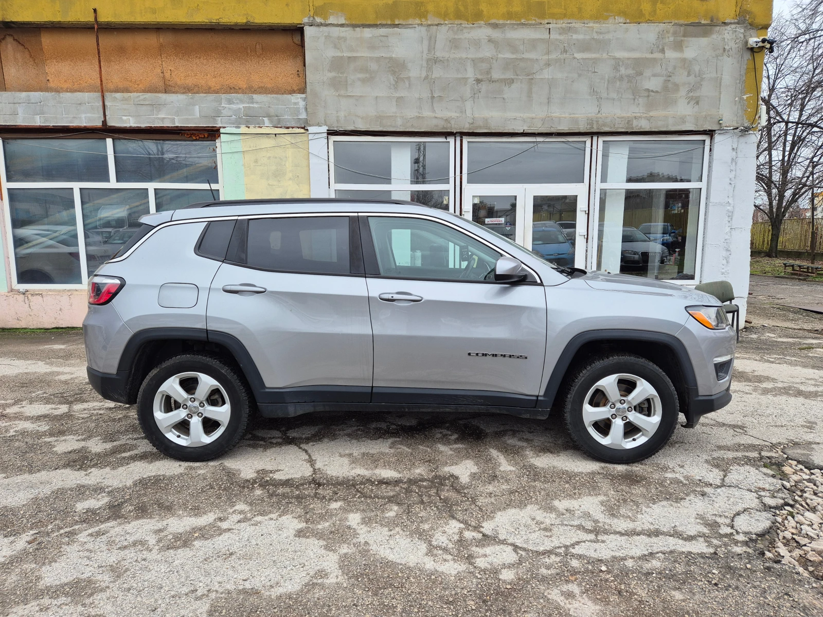 Jeep Compass 2.4 I  - изображение 4