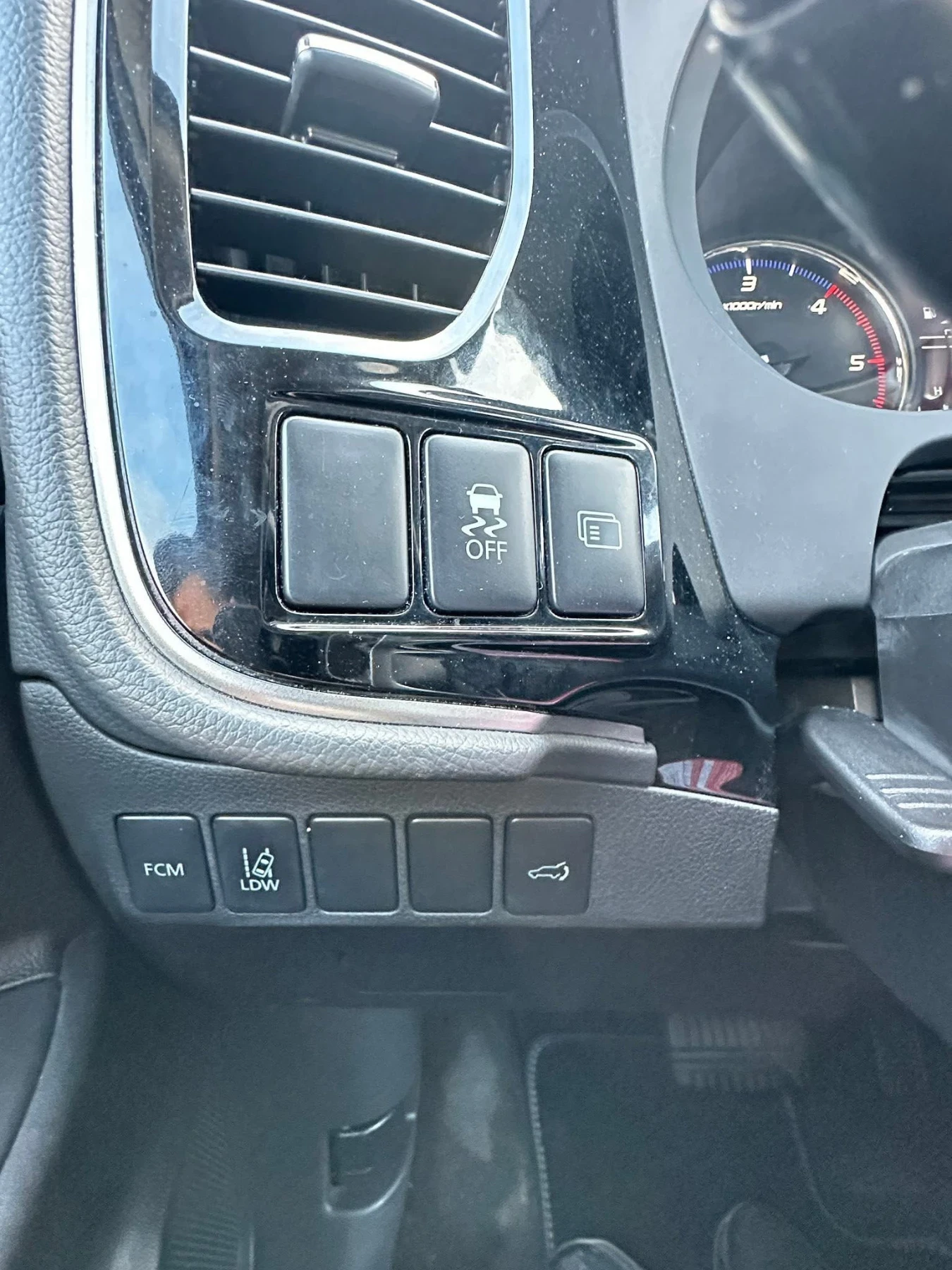 Mitsubishi Outlander DIMOND FULL SWISS - изображение 10