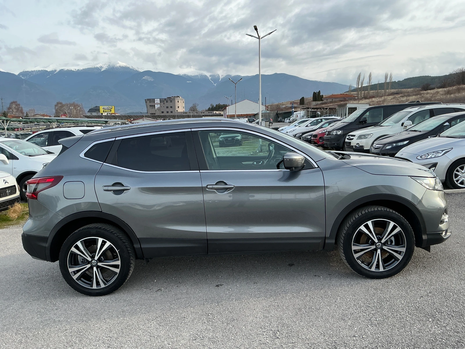 Nissan Qashqai 1.5 DCI - изображение 4