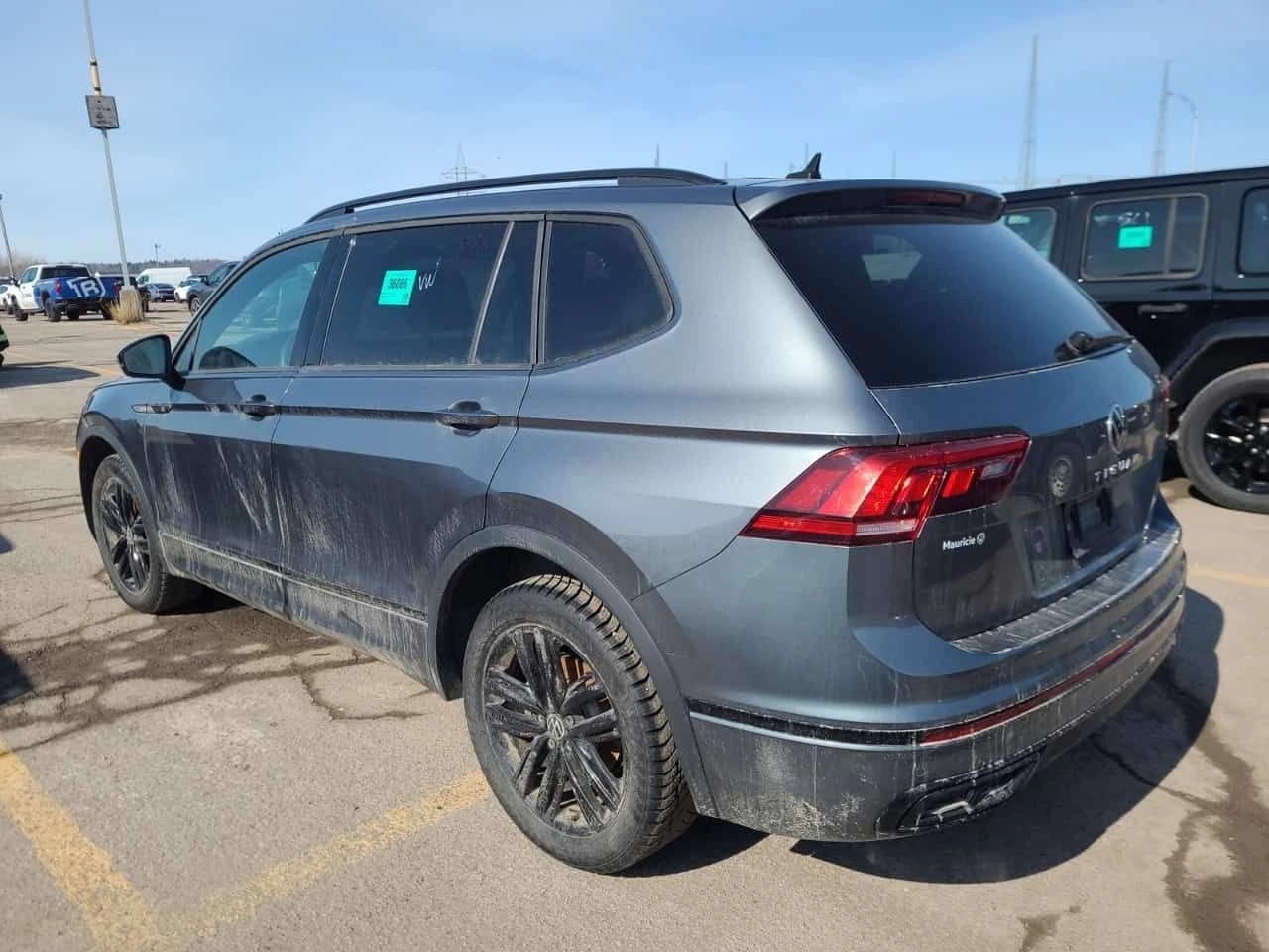 VW Tiguan * COMFORTLINE R LINE BLACK EDITION* ПАНОРАМА* 2 КЛ, снимка 4 - Автомобили и джипове - 53912936