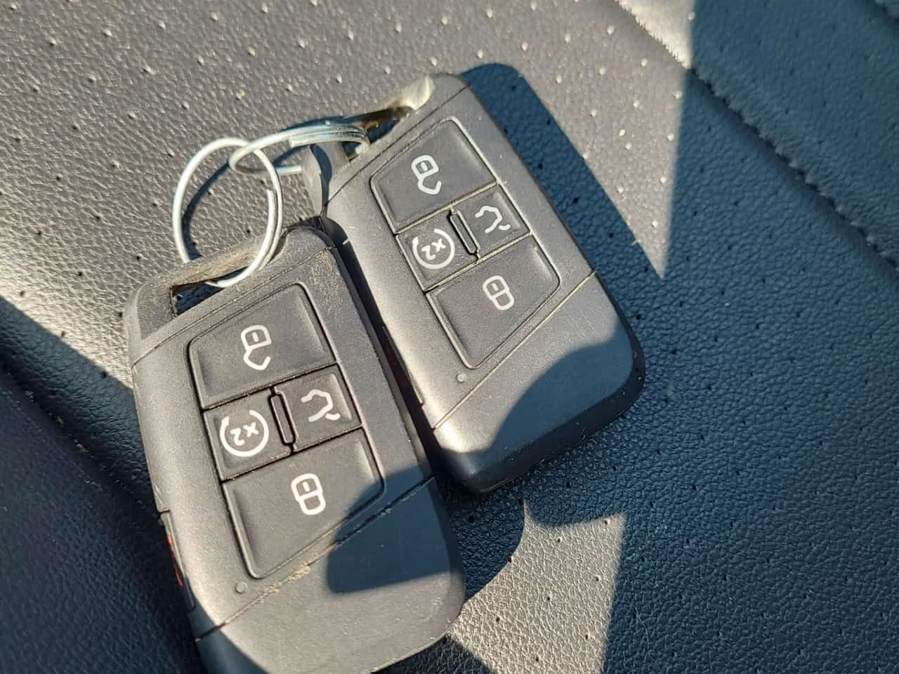 VW Tiguan * COMFORTLINE R LINE BLACK EDITION* ПАНОРАМА* 2 КЛ, снимка 9 - Автомобили и джипове - 53912936