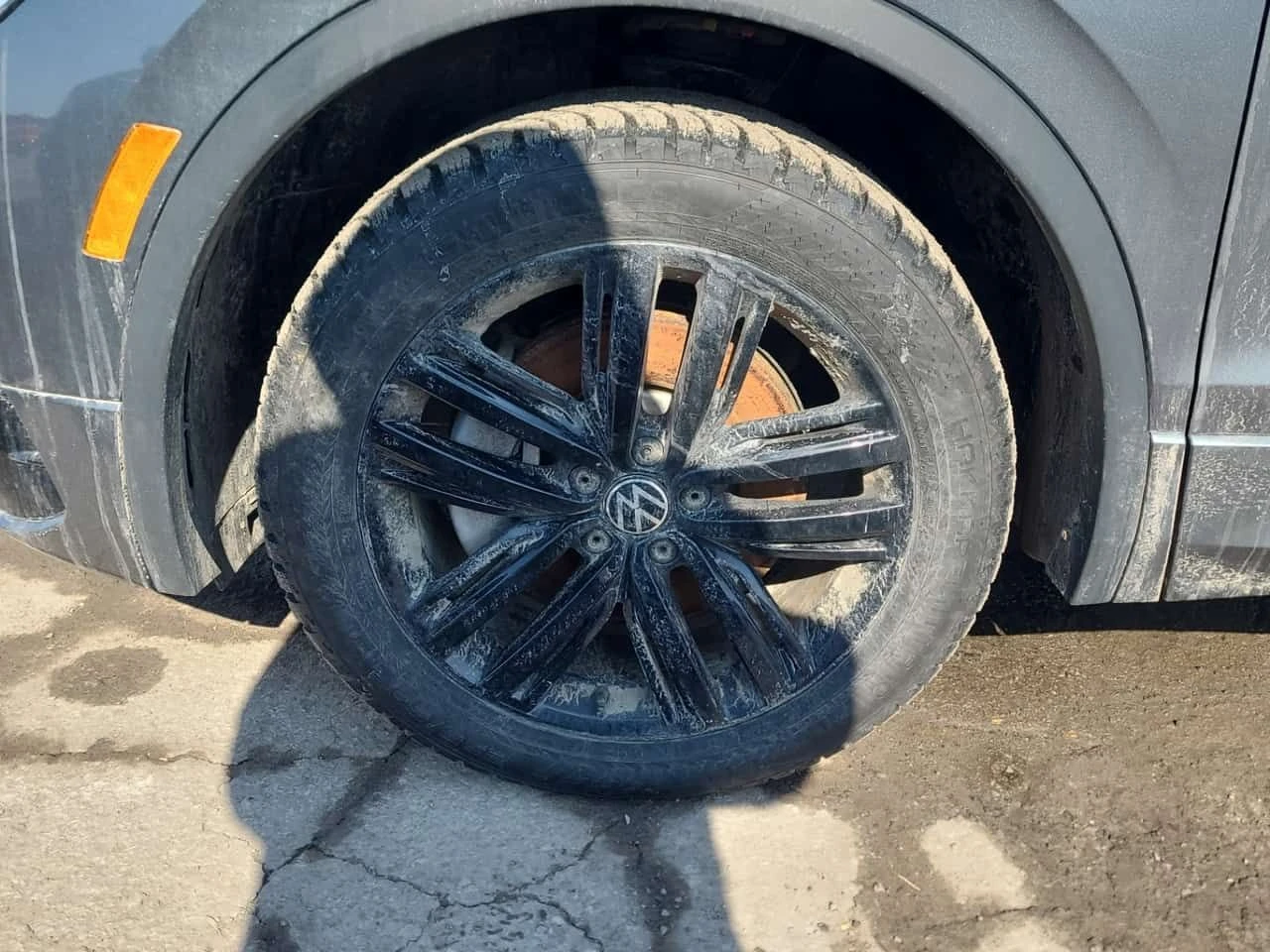 VW Tiguan * COMFORTLINE R LINE BLACK EDITION* ПАНОРАМА* 2 КЛ, снимка 8 - Автомобили и джипове - 53912936