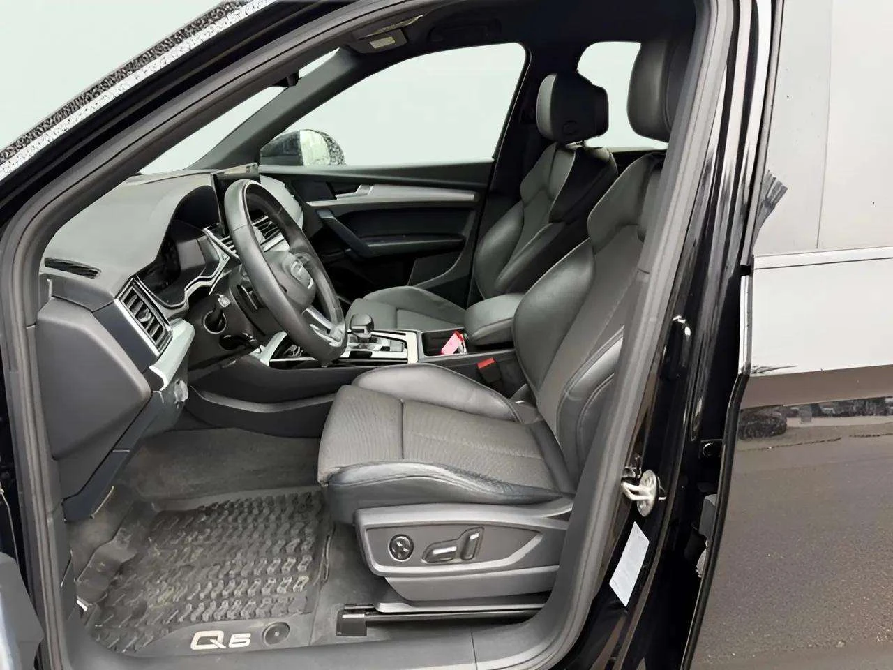 Audi Q5  40 TDI quattro, снимка 6 - Автомобили и джипове - 54216202