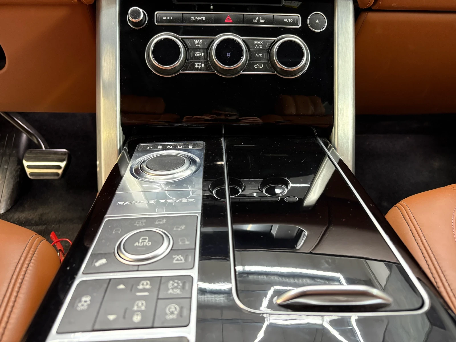 Land Rover Range Rover Sport Autobiography 5.0 V8 84000Kм, снимка 12 - Автомобили и джипове - 54647377