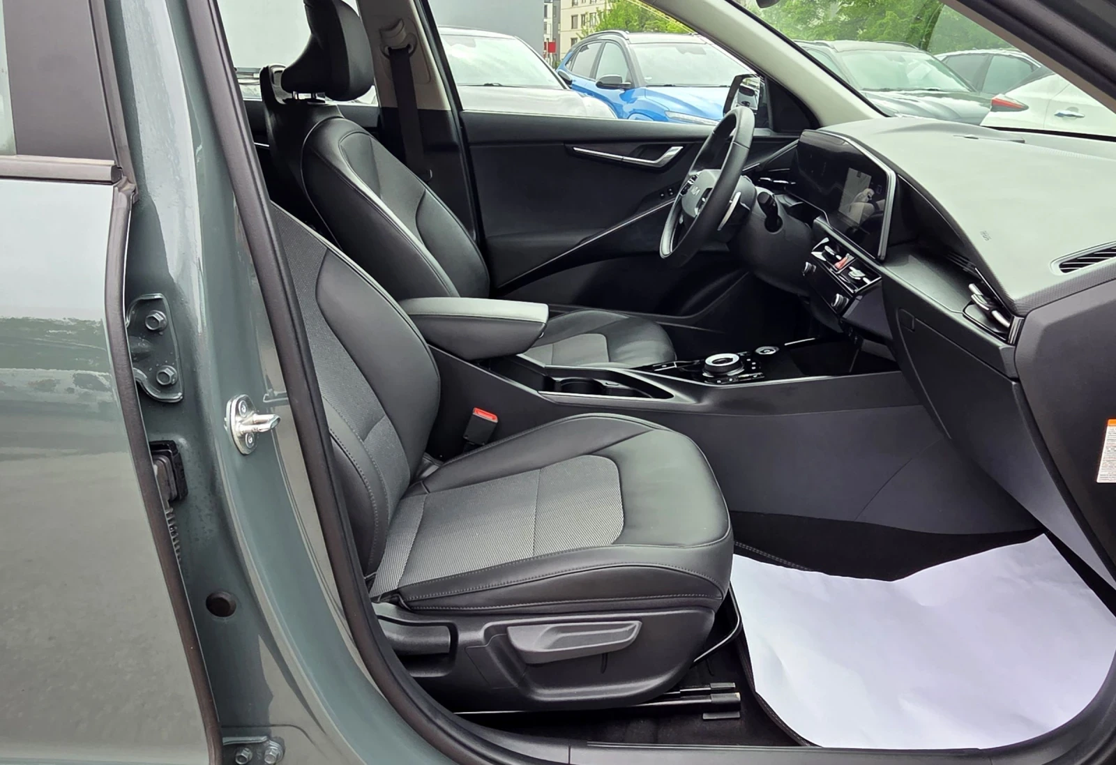 Kia Niro SOH100%/2024/В Гаранция до 2032, снимка 10 - Автомобили и джипове - 55005038