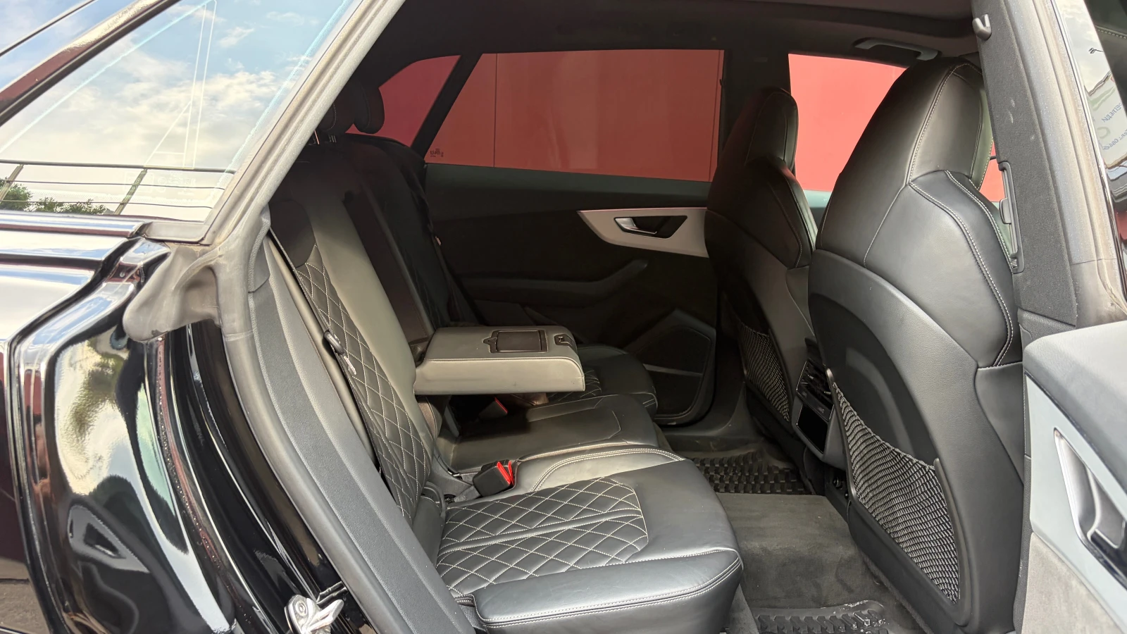 Audi SQ8, снимка 12 - Автомобили и джипове - 55661069
