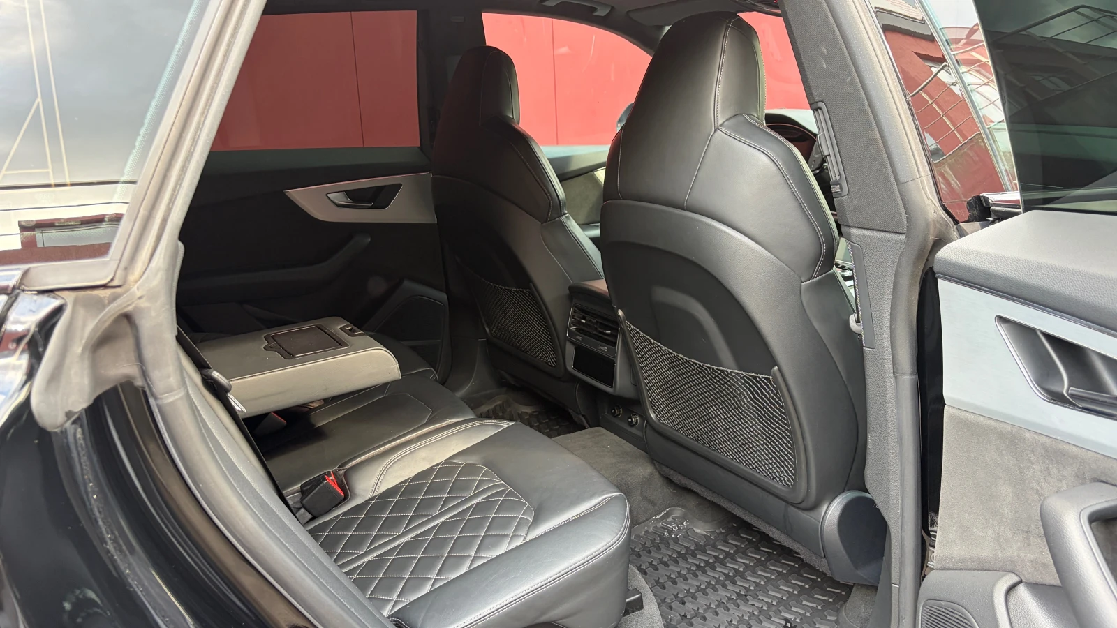 Audi SQ8, снимка 11 - Автомобили и джипове - 55661069