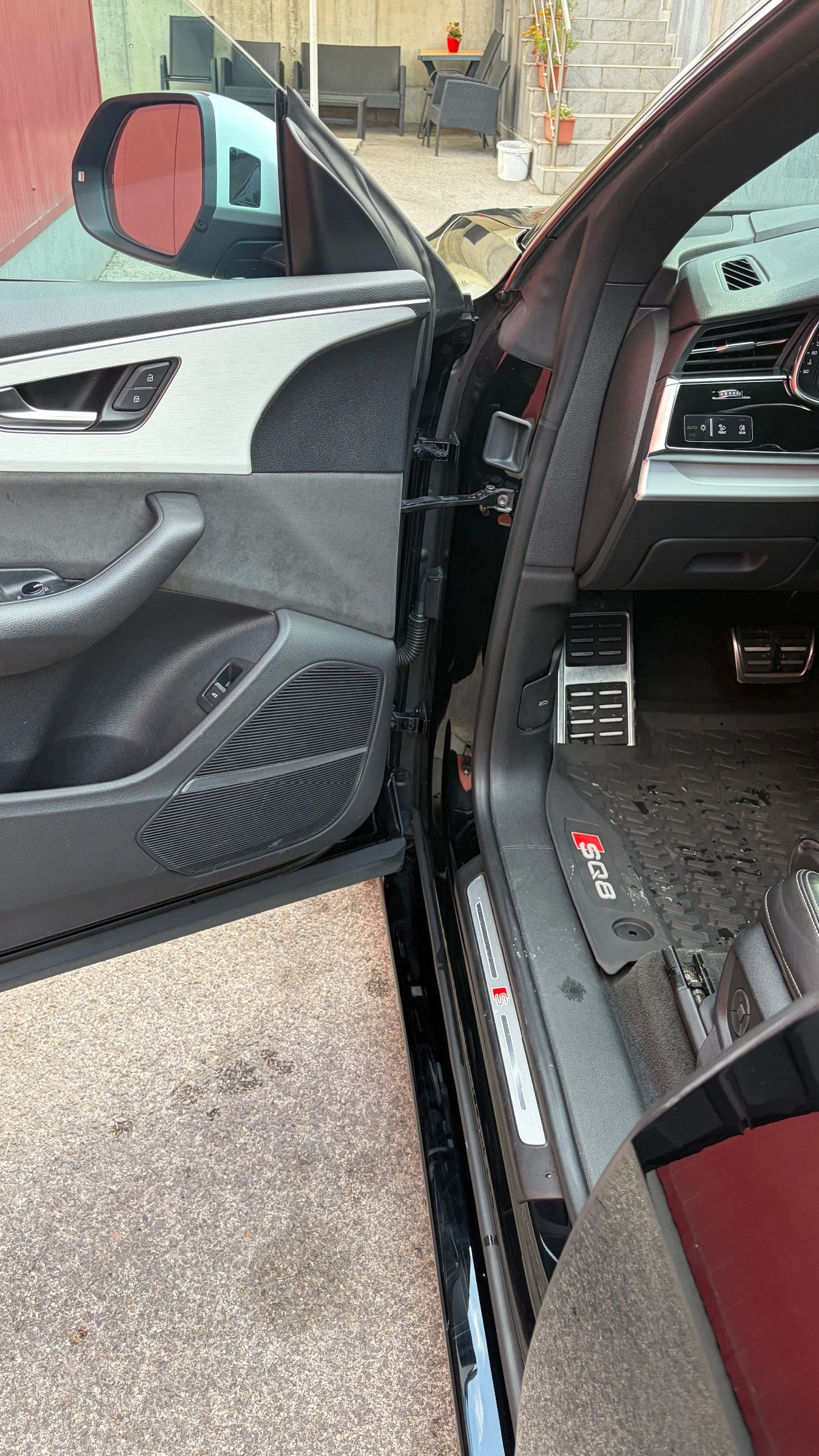 Audi SQ8, снимка 16 - Автомобили и джипове - 55661069