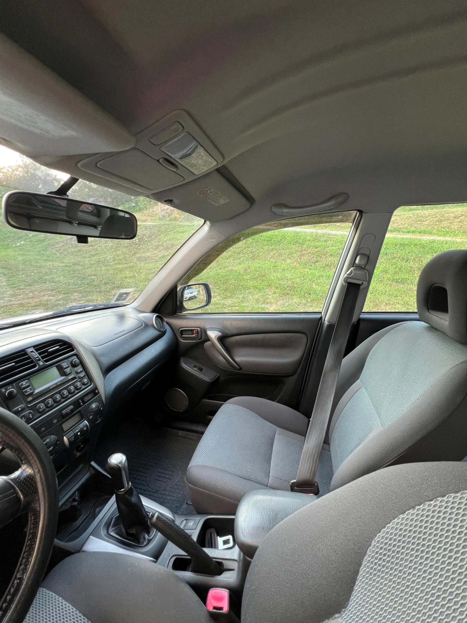 Toyota Rav4, снимка 7 - Автомобили и джипове - 56132395