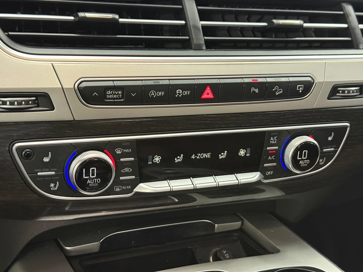 Audi Q7 PREMIUM PLUS* VIRTUAL COCKPIT* 7 ������* 360* ���� | Mobile.bg � ����������� 11