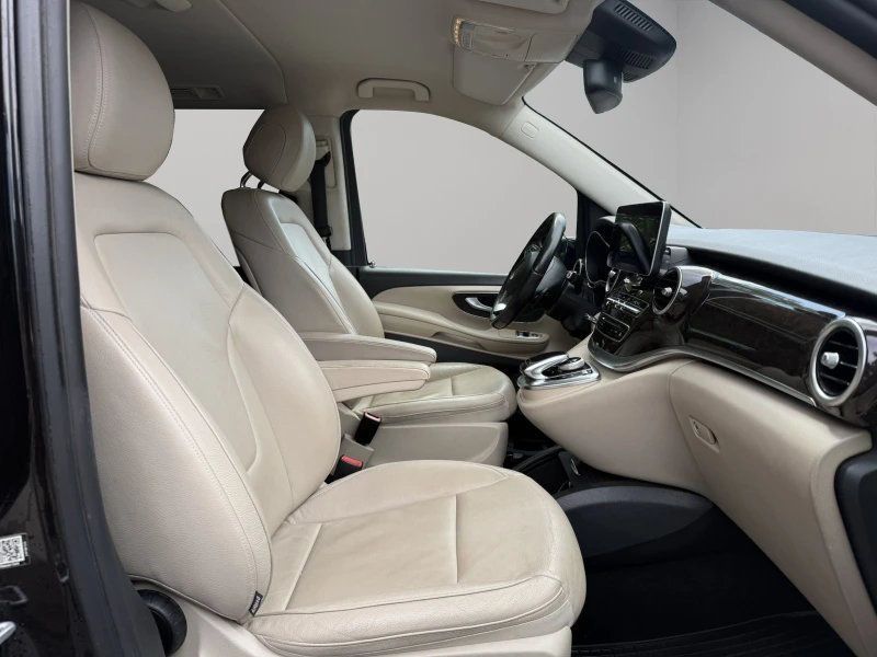 Mercedes-Benz V 250 Long Avantgarde, снимка 12 - Бусове и автобуси - 51733695