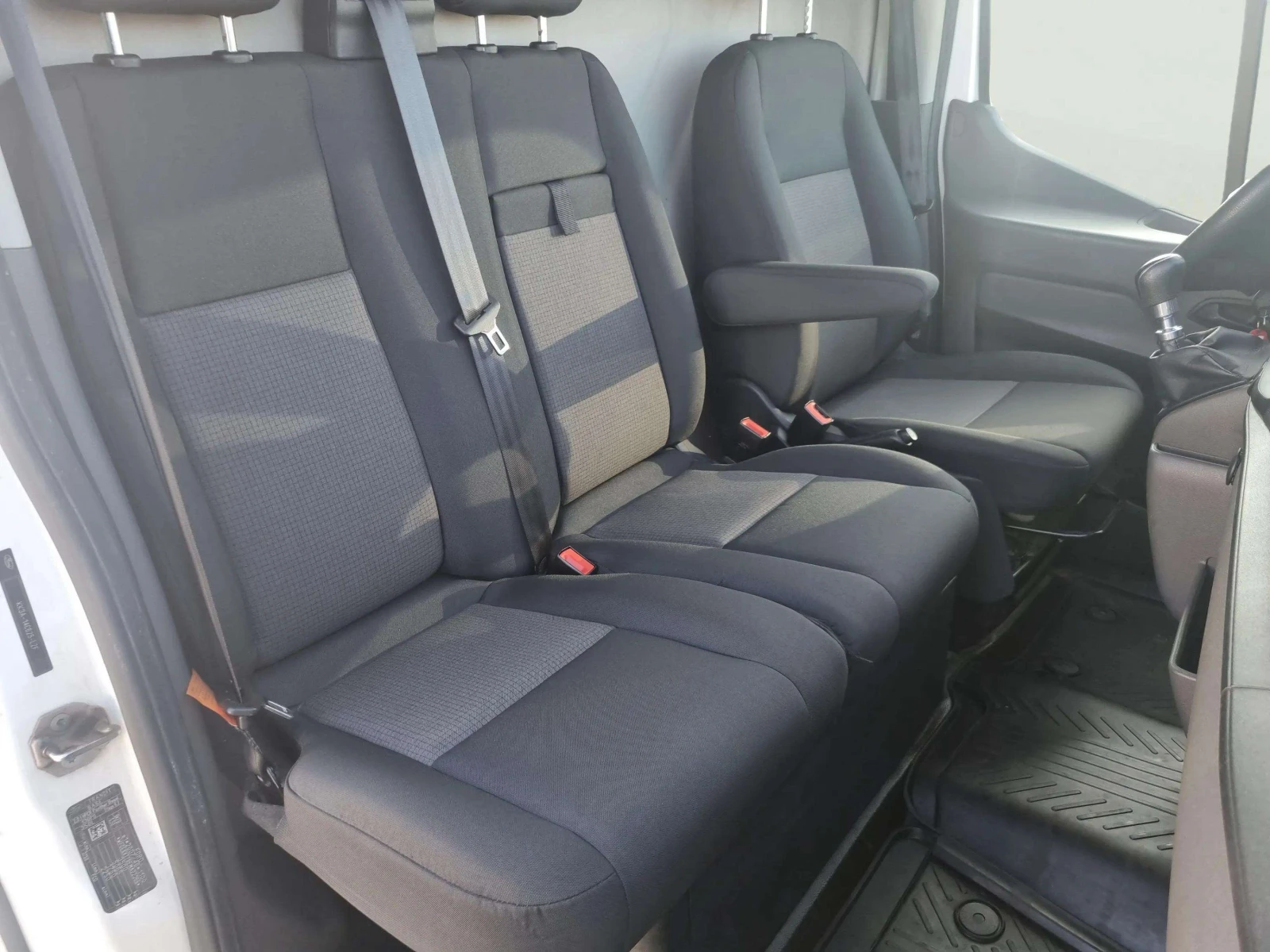 Ford Transit 2.0L EcoBlue, снимка 11 - Бусове и автобуси - 55437348