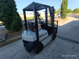   Komatsu 