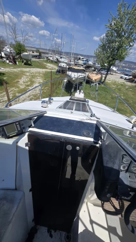 Моторна яхта Bayliner Ciera , снимка 12