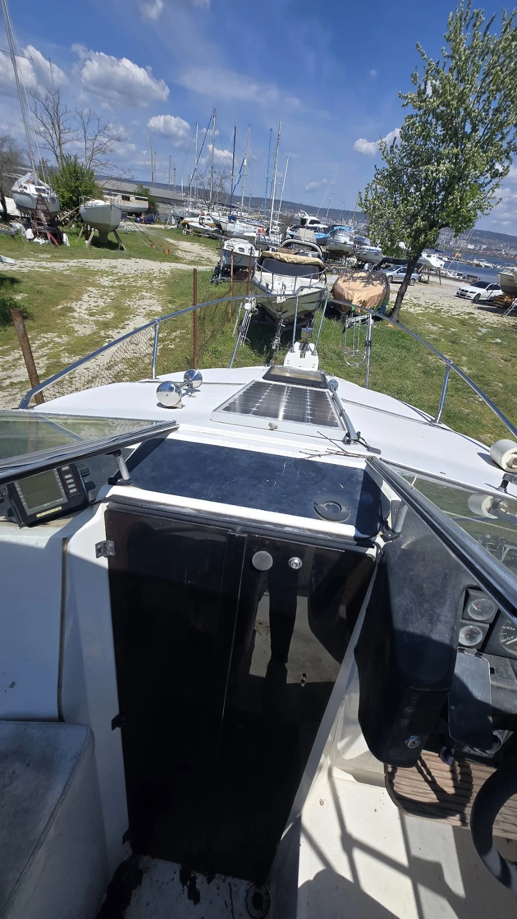 Моторна яхта Bayliner Ciera , снимка 12 - Воден транспорт - 54295820