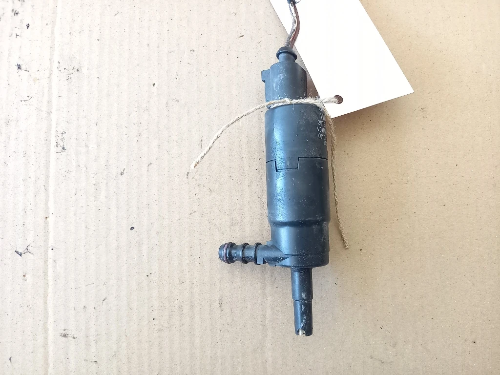 Помпа пръскалки фарове Фолксваген Пасат Б6 (к)