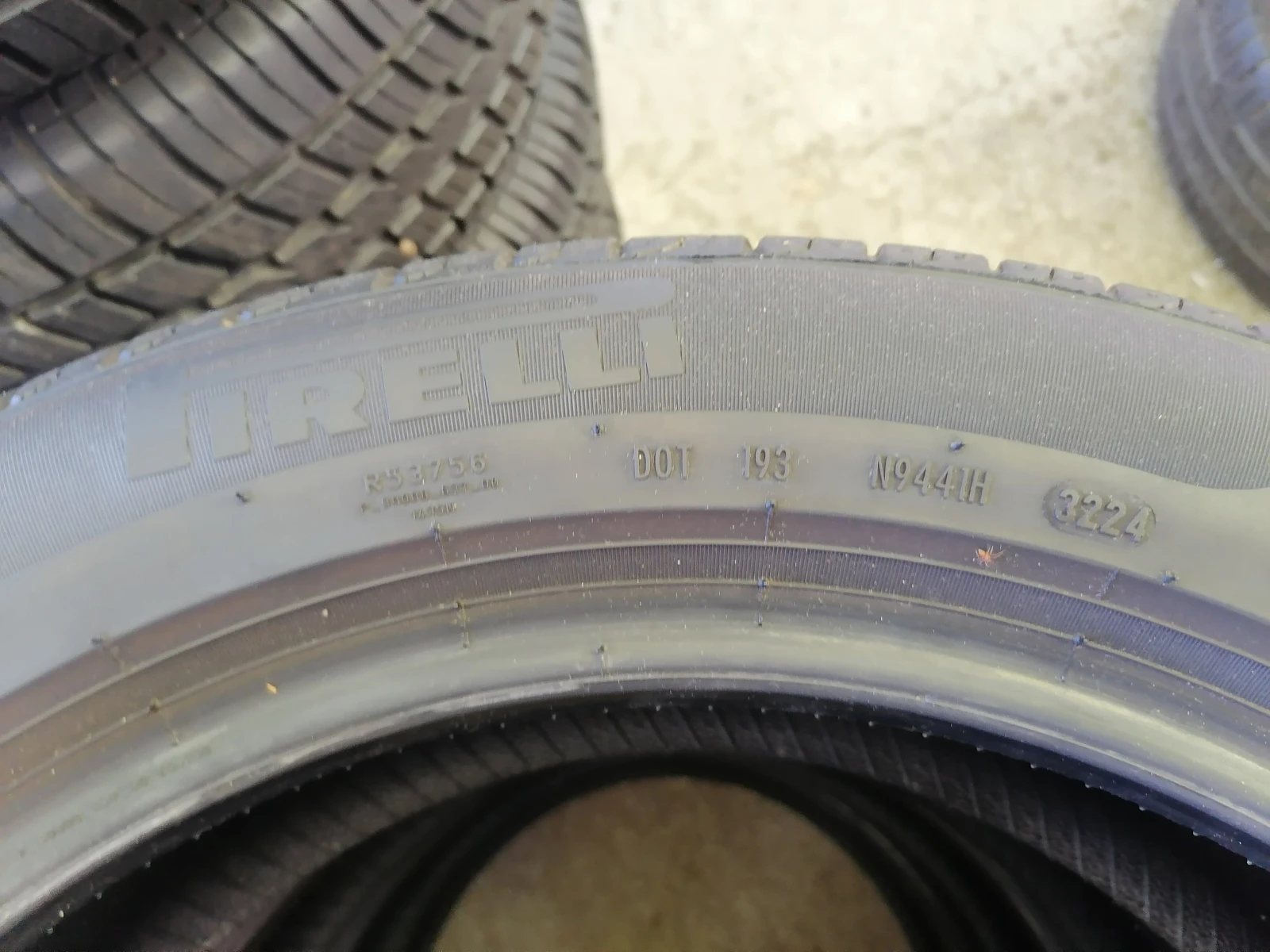 Гуми Летни 205/55R17, снимка 4 - Гуми и джанти - 54600861