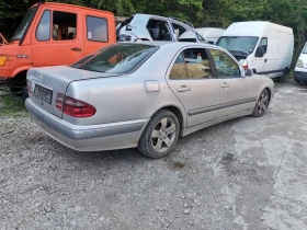 Mercedes-Benz E 220 CDI AUTO, снимка 3