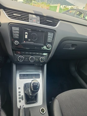 Skoda Octavia 2.0TDI Автоматик, снимка 8